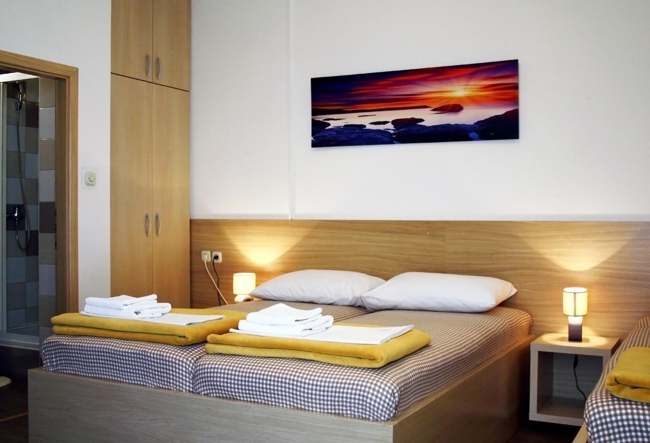 Rooms Fitea Osijek Eksteriør bilde