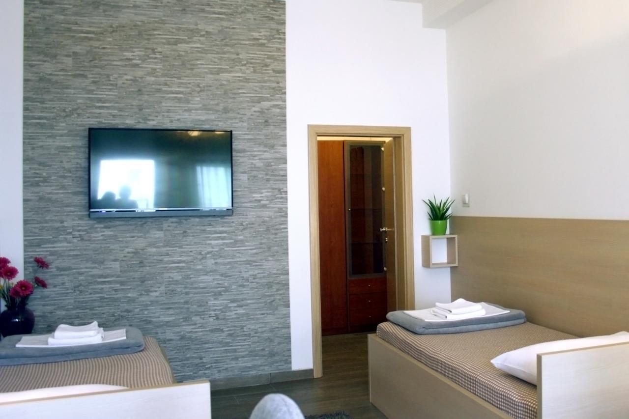 Rooms Fitea Osijek Eksteriør bilde