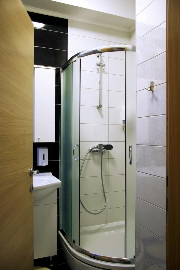 Rooms Fitea Osijek Eksteriør bilde